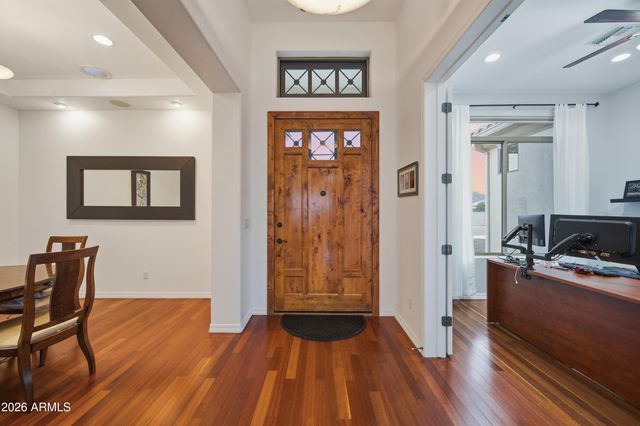 1516 E South Mountain Avenue, Phoenix, AZ 85042