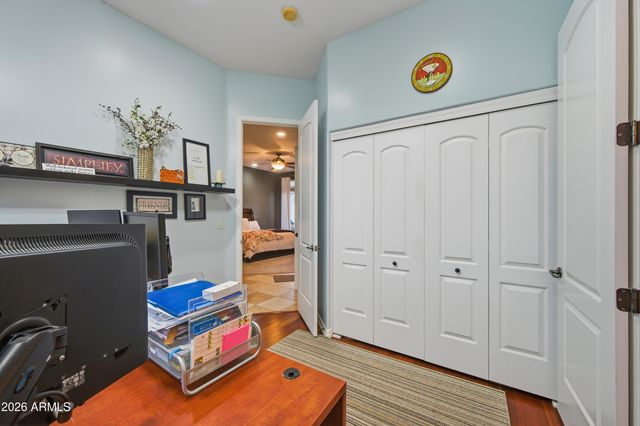 1516 E South Mountain Avenue, Phoenix, AZ 85042