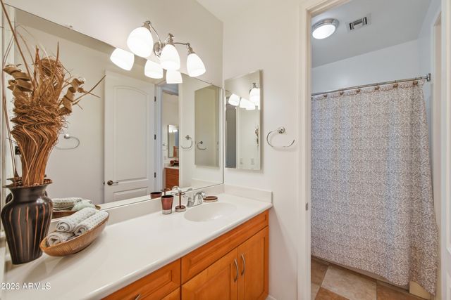 1516 E South Mountain Avenue, Phoenix, AZ 85042