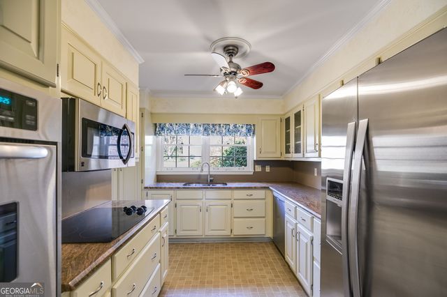 3290 Somerset Court SE, Marietta, GA 30067