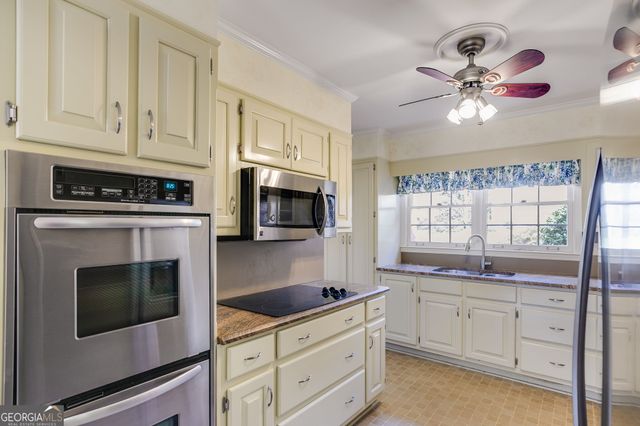 3290 Somerset Court SE, Marietta, GA 30067