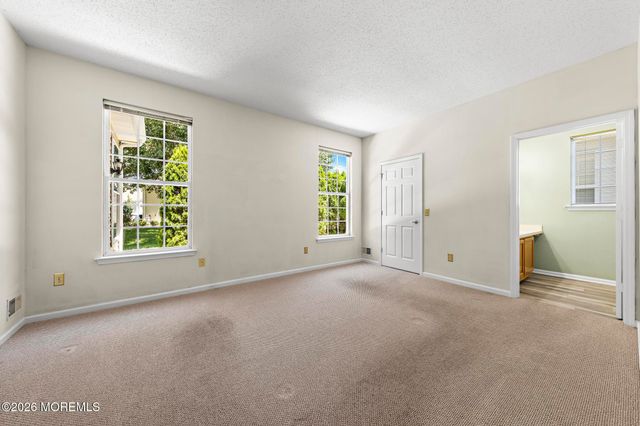 108 Robin Lane, Barnegat, NJ 08005