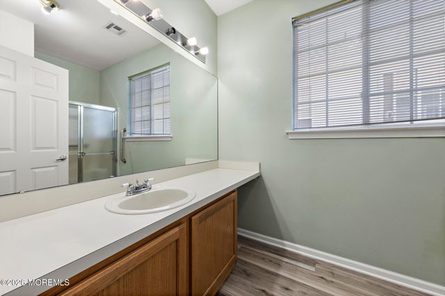 108 Robin Lane, Barnegat, NJ 08005