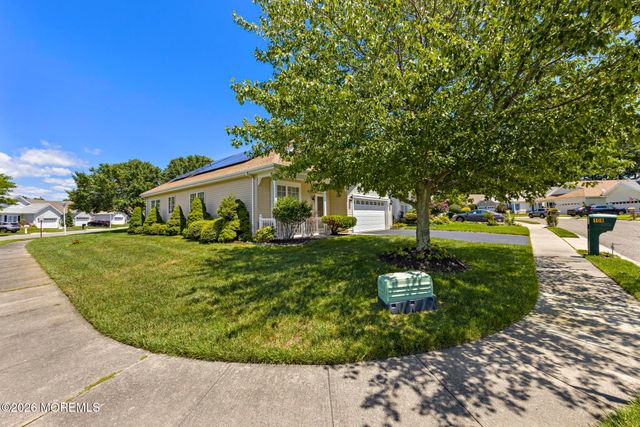 108 Robin Lane, Barnegat, NJ 08005
