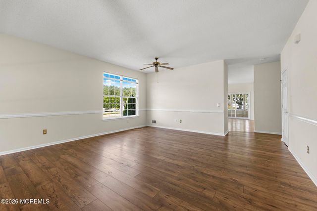 108 Robin Lane, Barnegat, NJ 08005