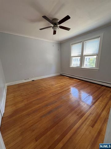 41 Outlook Avenue, Hawthorne, NJ 07506