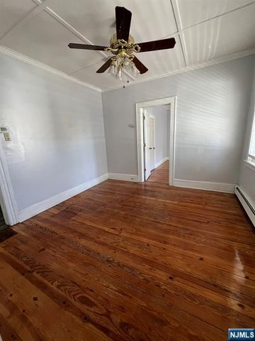 41 Outlook Avenue, Hawthorne, NJ 07506
