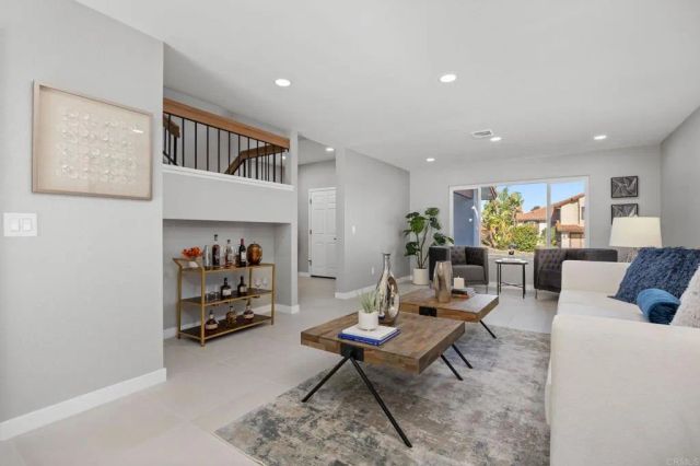 2755 Victoria Avenue, Carlsbad, CA 92010