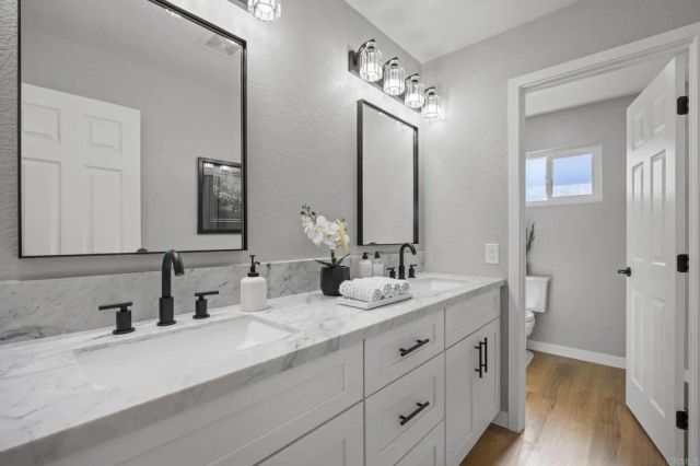 2755 Victoria Avenue, Carlsbad, CA 92010