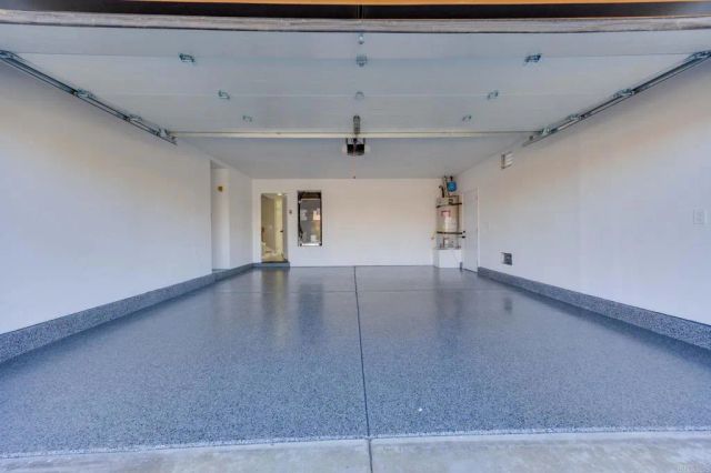 2755 Victoria Avenue, Carlsbad, CA 92010