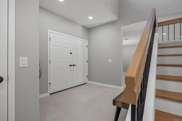 2755 Victoria Avenue, Carlsbad, CA 92010