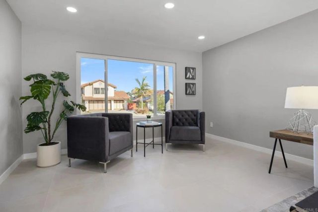 2755 Victoria Avenue, Carlsbad, CA 92010