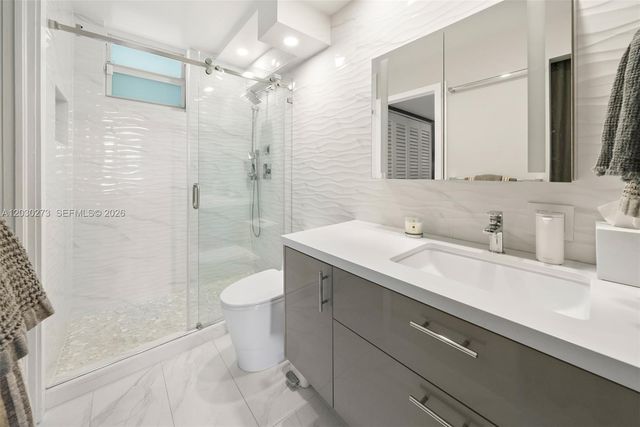 1670 Lincoln Ct 2B, Miami Beach, FL 33139