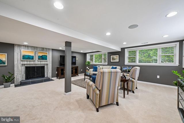 8324 THE MIDWAY, Annandale, VA 22003