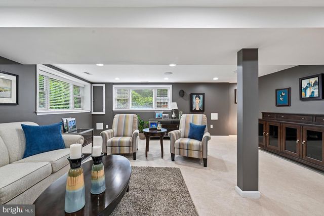 8324 THE MIDWAY, Annandale, VA 22003