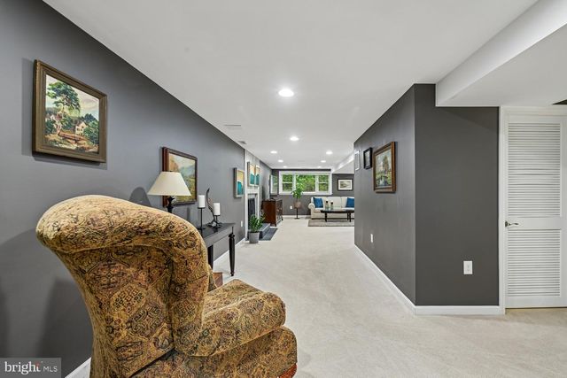 8324 THE MIDWAY, Annandale, VA 22003