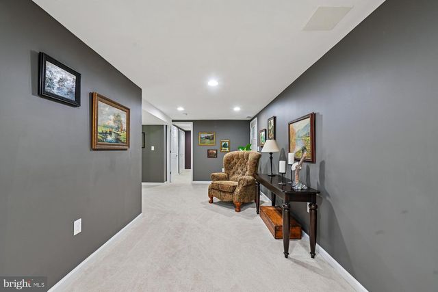 8324 THE MIDWAY, Annandale, VA 22003