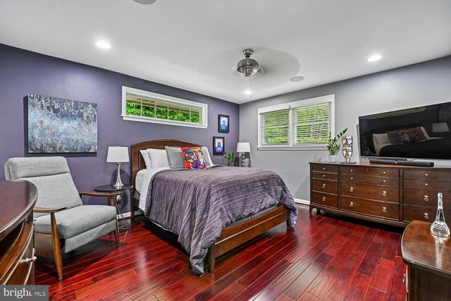 8324 THE MIDWAY, Annandale, VA 22003