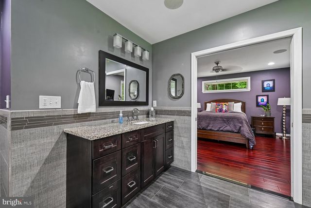8324 THE MIDWAY, Annandale, VA 22003