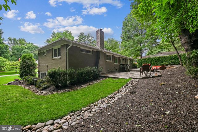 8324 THE MIDWAY, Annandale, VA 22003