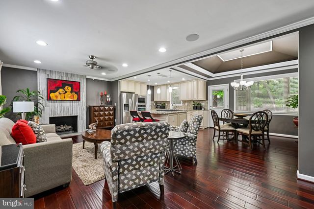 8324 THE MIDWAY, Annandale, VA 22003