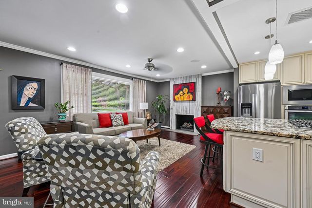 8324 THE MIDWAY, Annandale, VA 22003