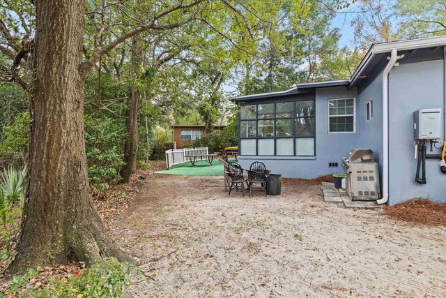 215 EDWARDS Street, Tallahassee, FL 32304