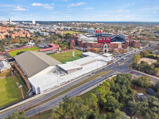 215 EDWARDS Street, Tallahassee, FL 32304