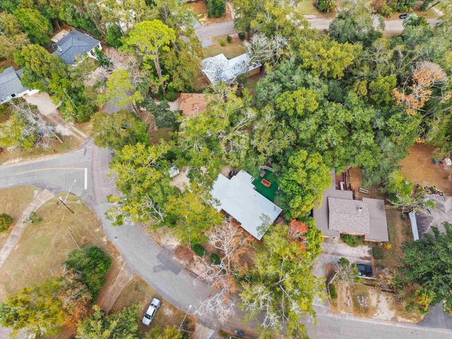 215 EDWARDS Street, Tallahassee, FL 32304