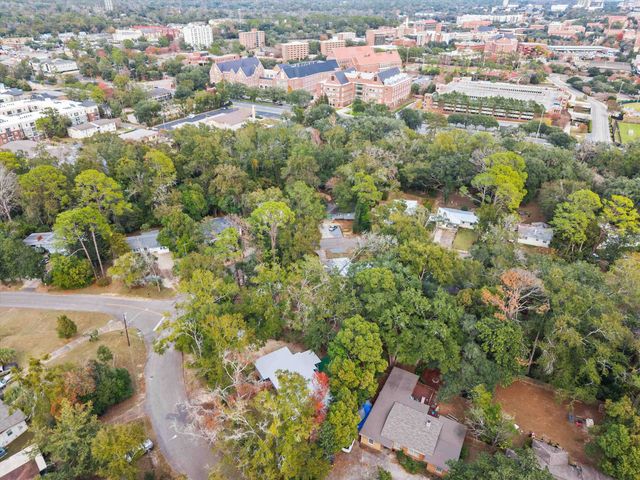 215 EDWARDS Street, Tallahassee, FL 32304