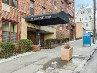 75 W 238th Street 3H, Bronx, NY 10463