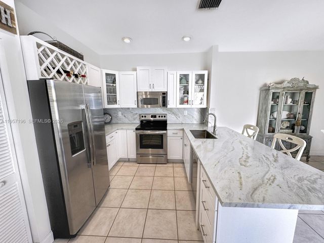 4100 Fern Forest Rd, Cooper City, FL 33026