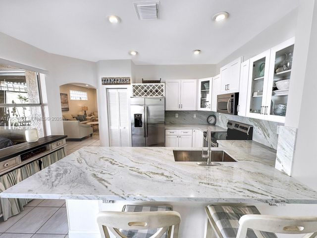 4100 Fern Forest Rd, Cooper City, FL 33026