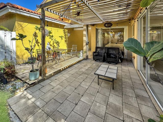 4100 Fern Forest Rd, Cooper City, FL 33026