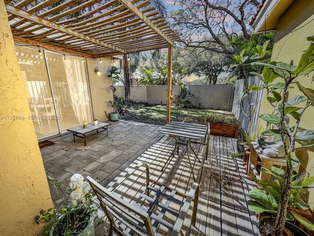 4100 Fern Forest Rd, Cooper City, FL 33026