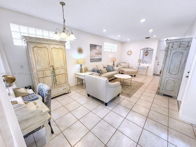 4100 Fern Forest Rd, Cooper City, FL 33026