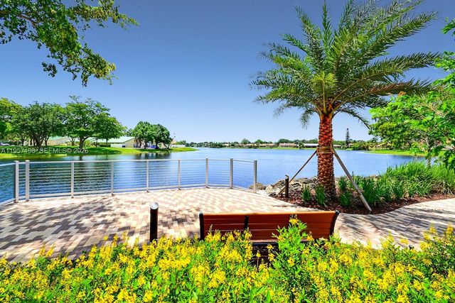 4100 Fern Forest Rd, Cooper City, FL 33026