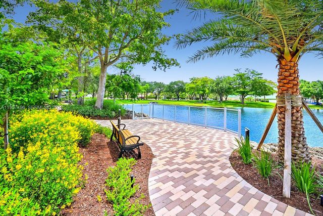 4100 Fern Forest Rd, Cooper City, FL 33026