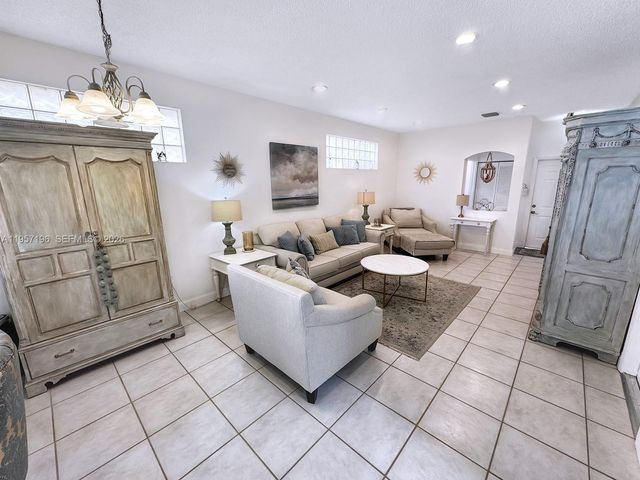 4100 Fern Forest Rd, Cooper City, FL 33026