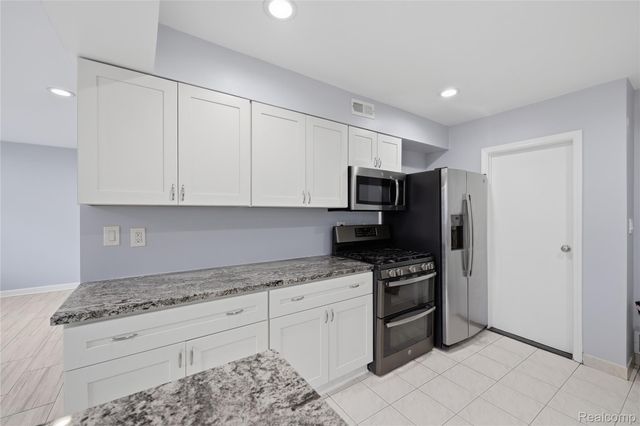 30746 Brush Street, Madison Heights, MI 48071