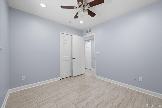 30746 Brush Street, Madison Heights, MI 48071