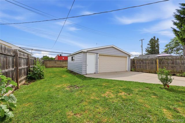 30746 Brush Street, Madison Heights, MI 48071