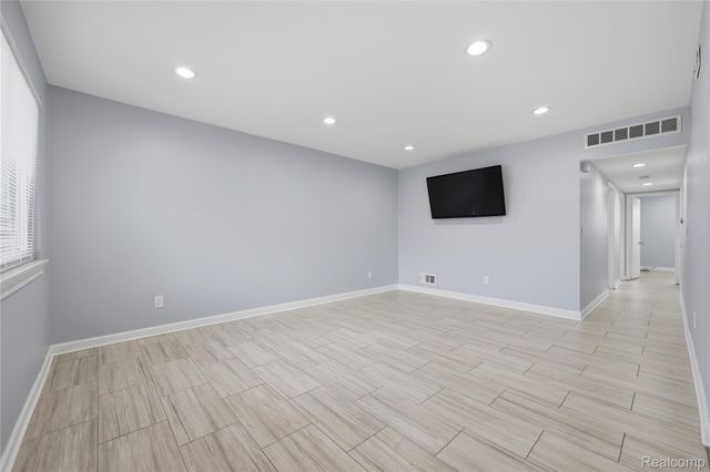 30746 Brush Street, Madison Heights, MI 48071