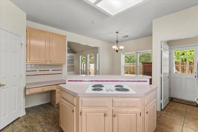3122 Woodcreek Glen Lane, Houston, TX 77073