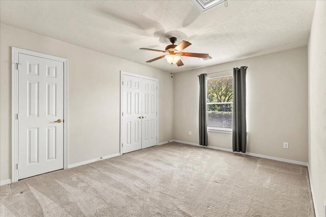 3122 Woodcreek Glen Lane, Houston, TX 77073
