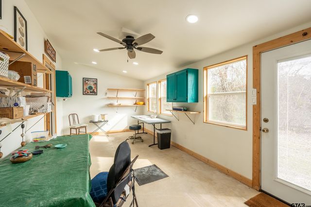 8533 Fm 315, Frankston, TX 75763