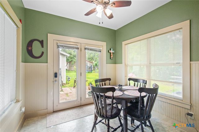 205 Coke Street, Yoakum, TX 77995