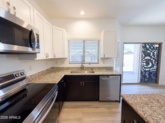 17249 W COCOPAH Street, Goodyear, AZ 85338