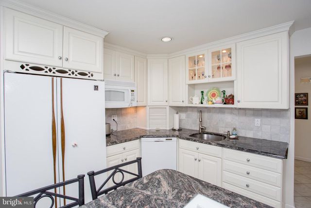 1917 PALOMINO DR, Warrington, PA 18976