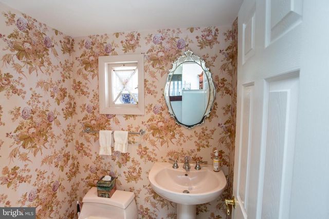 1917 PALOMINO DR, Warrington, PA 18976